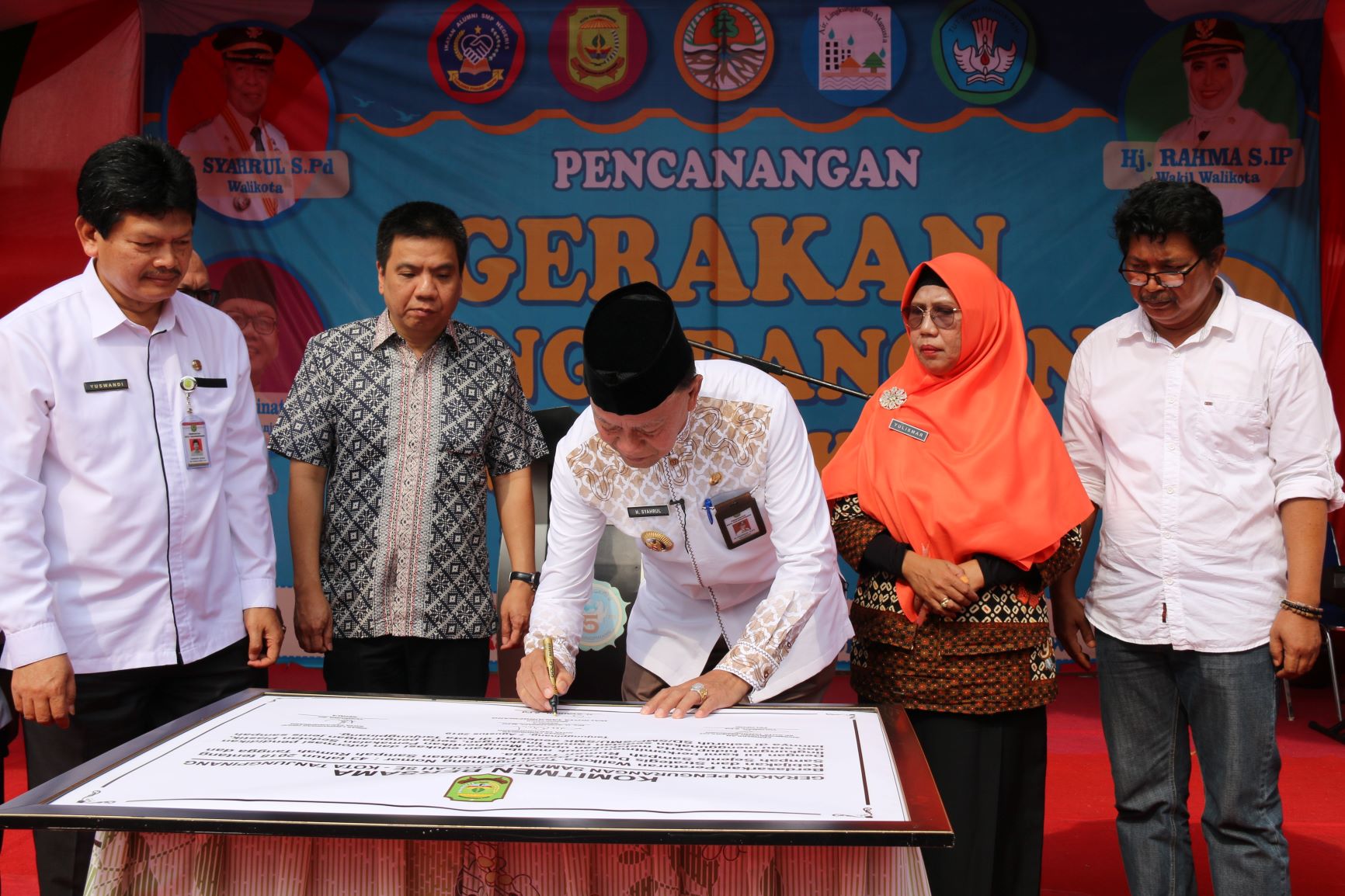 Wali Kota Tanjungpinang Ajak Mayarakat Kurangi Sampah Plastik