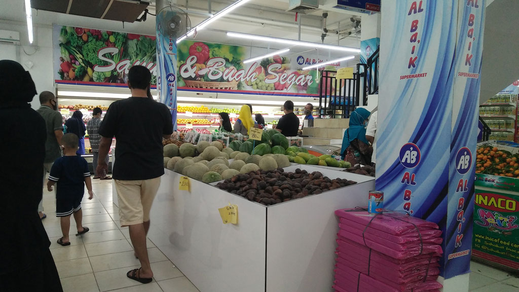 Al Baik Supermarket Buka Kembali