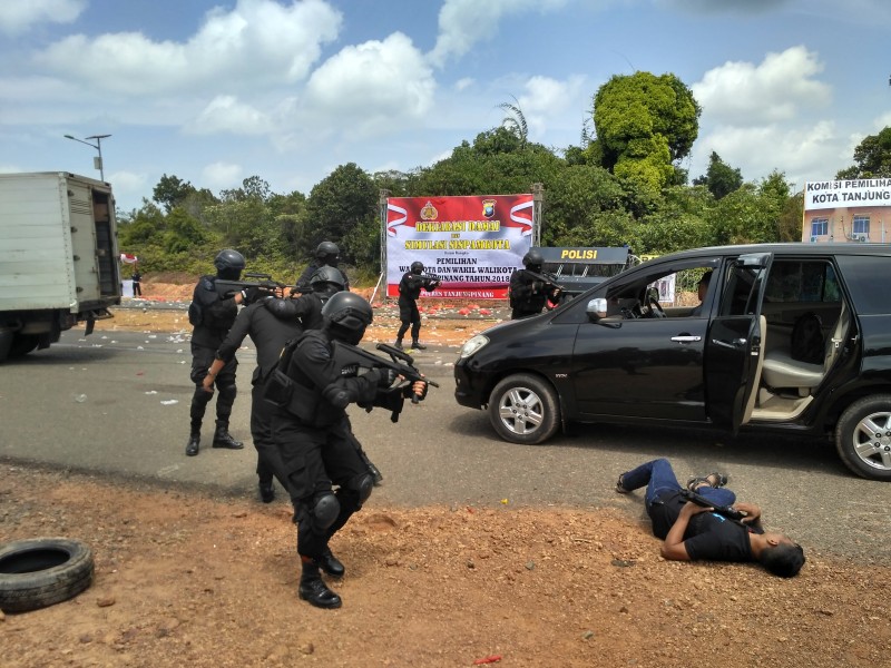 Ratusan Personel Diturunkan Pada Deklarasi Pilkada Damai